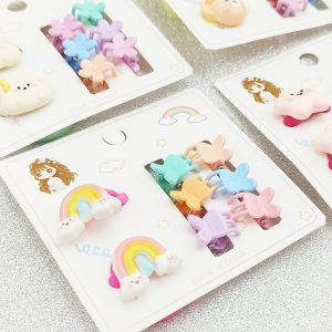 Kit Gomita Y Broches Con Detalle