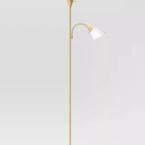 Lámpara de piso modelo Torchiere color dorada – Room Essentials