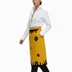 Falda Conquistadora con Picados en color Mostaza y Negro