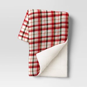 Manta afelpada navideña de 127x142cm roja con diseño de cuadros