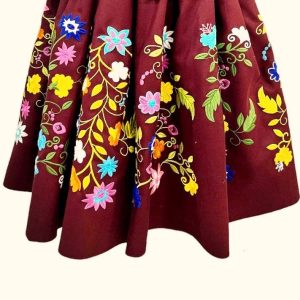 REFAJO DE PAÑO BÉJAR BURDEOS BORDADO EN COLORES