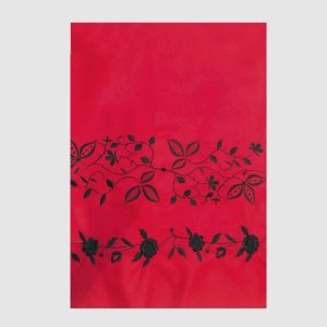 Paño  rojo bordado en negro para refajo. Ref. 11